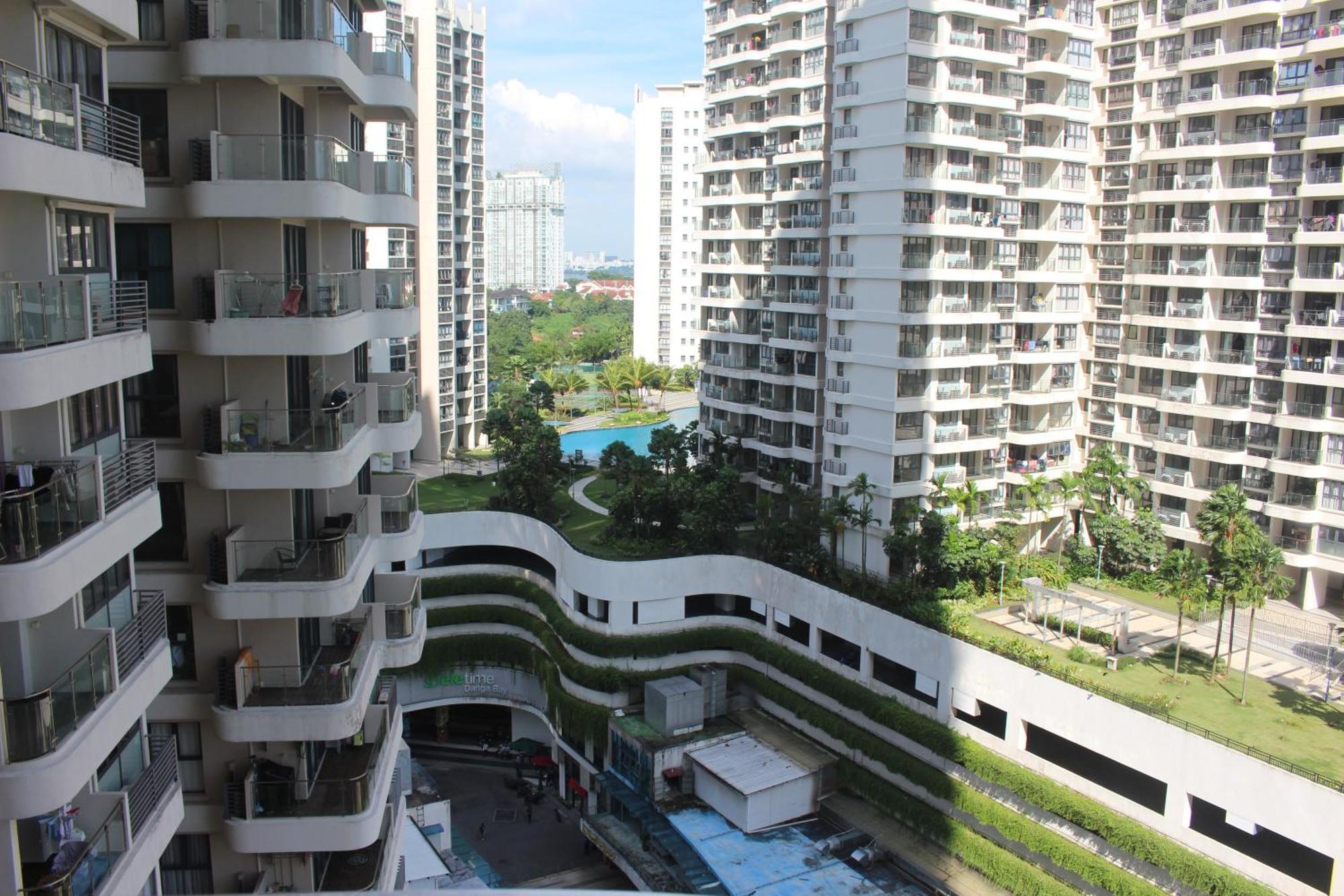 Country Garden Danga Bay Apartemen *